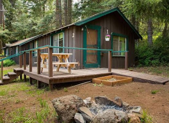 oregon/southern-oregon/bar/rocky-point-resort