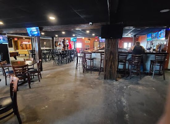 florida/big-bend/bar/showtown-bar-grill