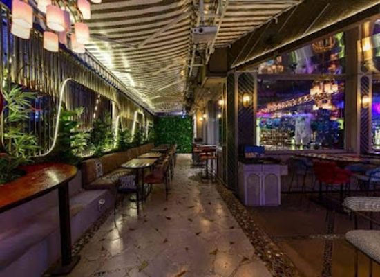 india/mumbai/bar/radio-bar