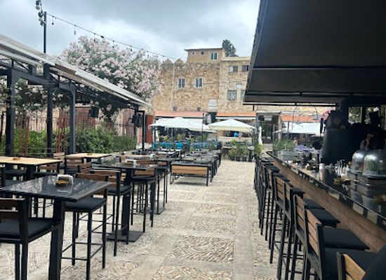 lebanon/jbeil/bar/adonai-le-petit-libanais