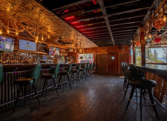 montana/flathead-lake/bar/spinnaker