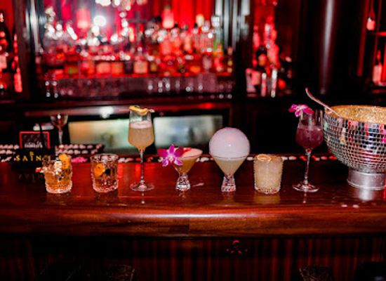 florida/st-petersburg/bar/the-saint