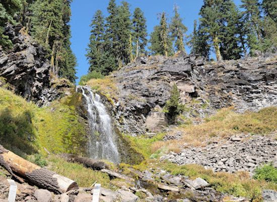 oregon/crater-lake-national-park/bar/plaikni-falls