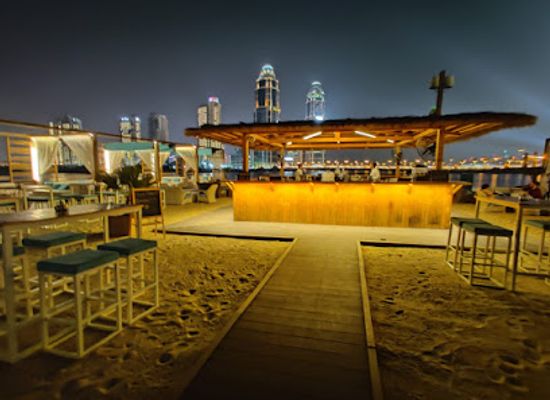 qatar/al-rayyan/bar/monkey-tale
