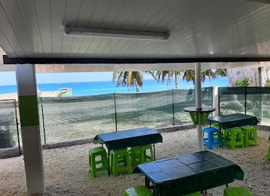 french-polynesia/rangiroa/bar/c-reva-food