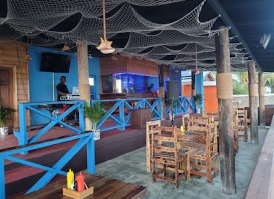 saint-vincent-and-the-grenadines/canouan/bar/conch-shell-restaurant-and-bar