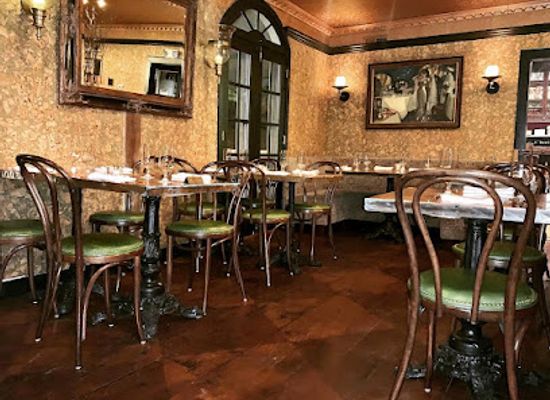 connecticut/middlesex-county/bar/the-village-bistro