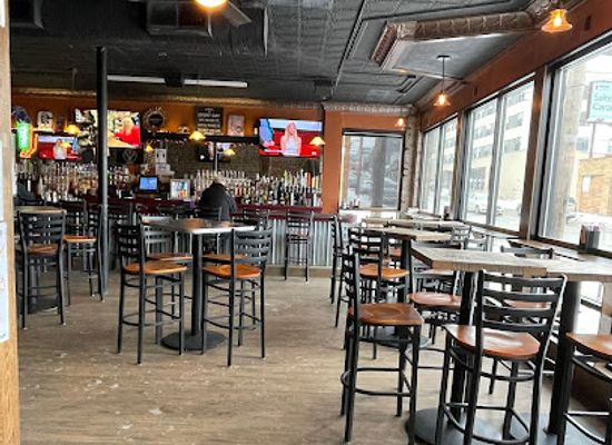 michigan/southwest-michigan/bar/dukes-bar