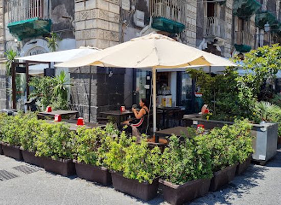 italy/catania/bar/cathedral-s-bar