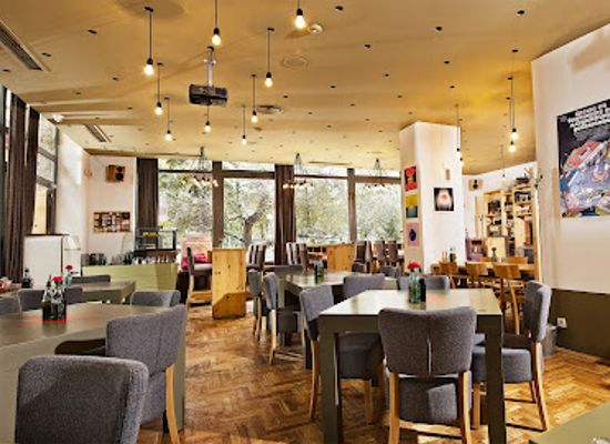 bulgaria/stara-planina/bar/raketa-rakia-bar