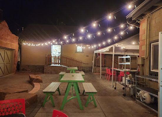 arizona/coconino-national-forest/bar/the-annex-cocktail-lounge