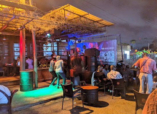ghana/fante/bar/the-republic-bar-grill