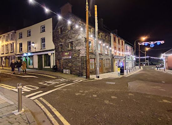 ireland/dingle-peninsula/bar/hannie-agnes-s
