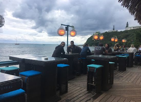 new-caledonia/ile-des-pins/bar/mv-lounge