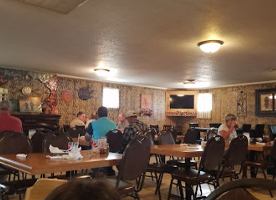 wyoming/goshen-county/bar/la-familia-prado
