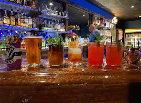 california/ventura-county/bar/the-garage-bar