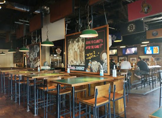 canada/niagara-peninsula/bar/clancy-s-restaurant-and-bar