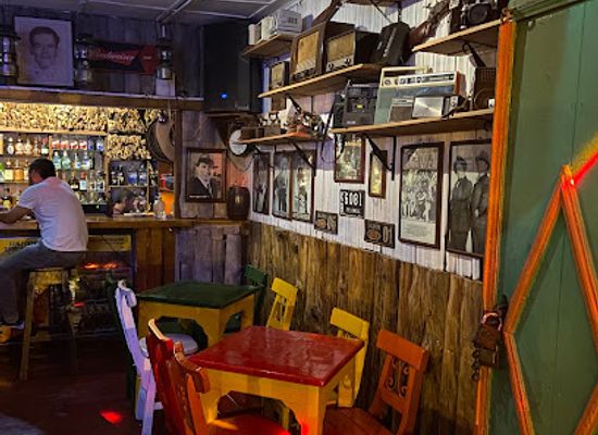 colombia/quindio-department/bar/donde-mi-apa-fonda