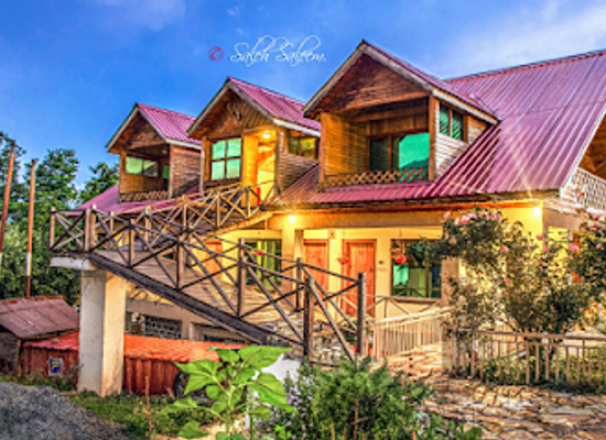 pakistan/ayubia-national-park/bar/lalazar-family-resort