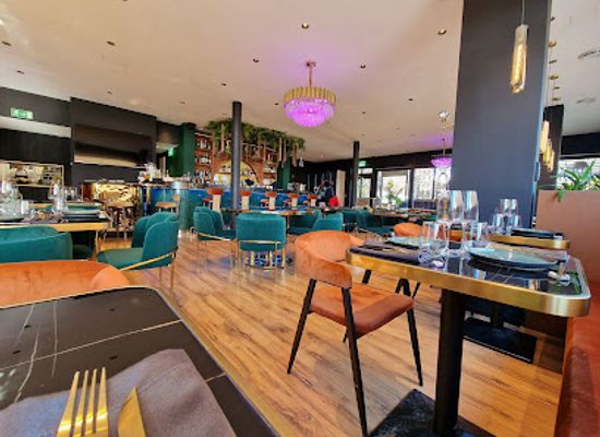 switzerland/crans-montana/bar/yuki-lounge-bar-restaurant