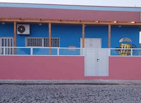 cabo-verde/praia-de-cruz/bar/monster-lounge
