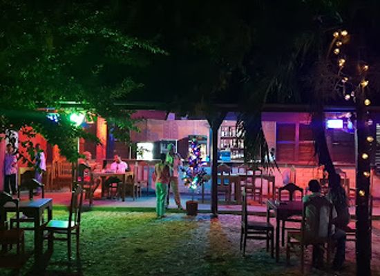 tanzania/stone-town/bar/vivi-cafe