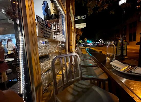 arizona/coconino-national-forest/bar/shift-kitchen-bar