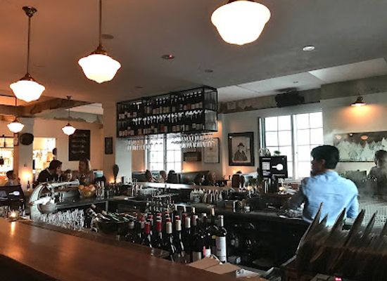 australia/canberra/parliamentary-triangle/bar/bar-rochford