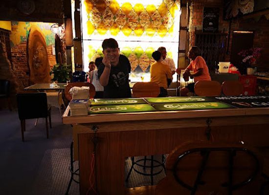 malaysia/ipoh/new-town/bar/oldtown-beerhole-bistro-and-cafe