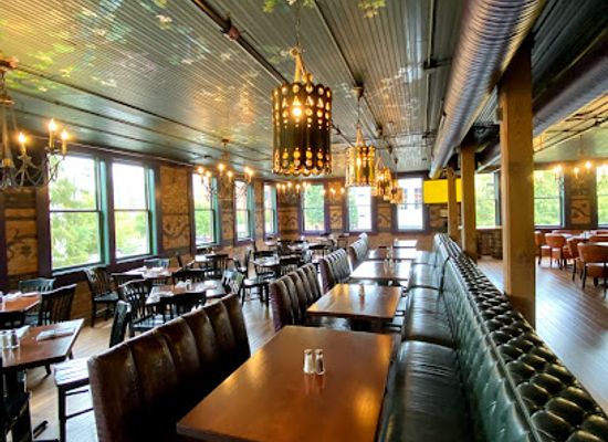 south-carolina/blue-ridge-mountains/bar/ink-n-ivy