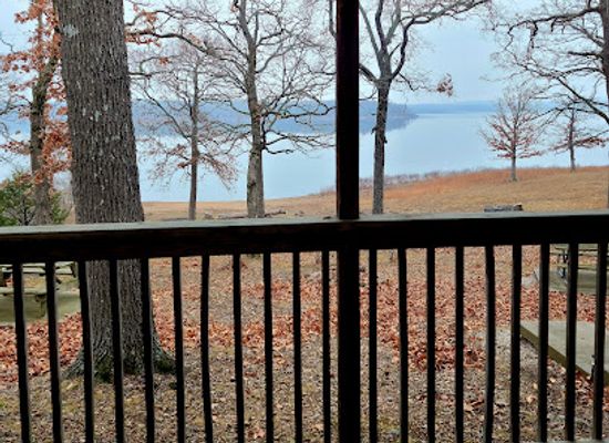 missouri/pomme-de-terre-lake/bar/pomme-de-terre-resort