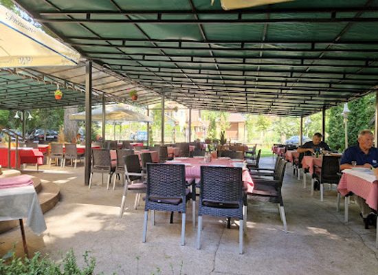serbia/palic-lake/bar/vila-viktorija-plus