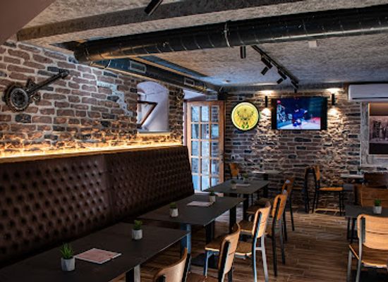 croatia/trogir/bar/nevera
