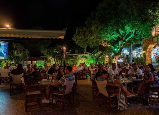 greece/south-aegean/bar/zig-zag-bar-pefkos