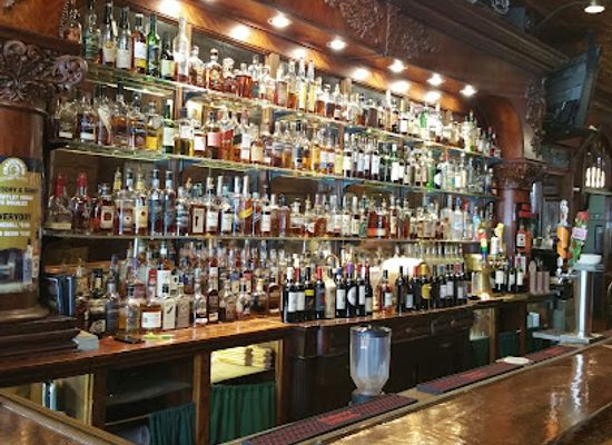 indiana/the-hoosier-national-forest/bar/crazy-horse