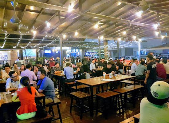malaysia/east-malaysia/bar/tavern-13-restaurant-bar-cafe