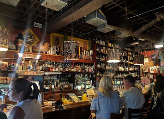 ohio/cleveland/ohio-city/bar/porco-lounge-tiki-room