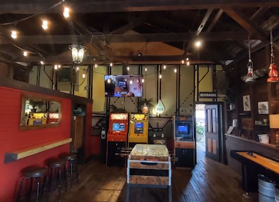 florida/gainesville/bar/boxcar-beer-wine-garden