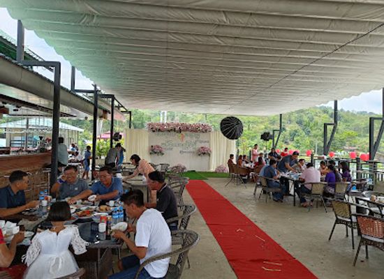 myanmar-burma/kayah-state/bar/beam-sky-bar