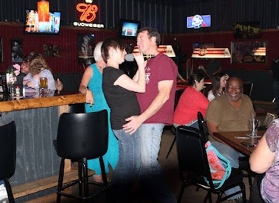 arkansas/north-little-rock/bar/jimmy-ray-s-karaoke-and-dance-club