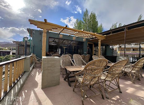 india/leh-ladakh/bar/downtown-cafe-bar