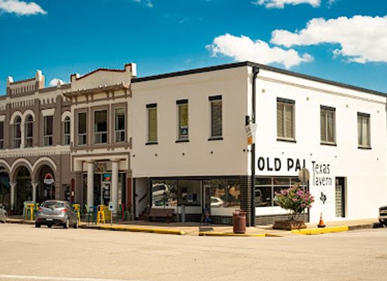 texas/west-texas/bar/old-pal-texas-tavern