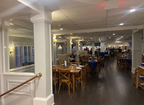 maine/lincoln-county/bar/water-s-edge-restaurant-bar