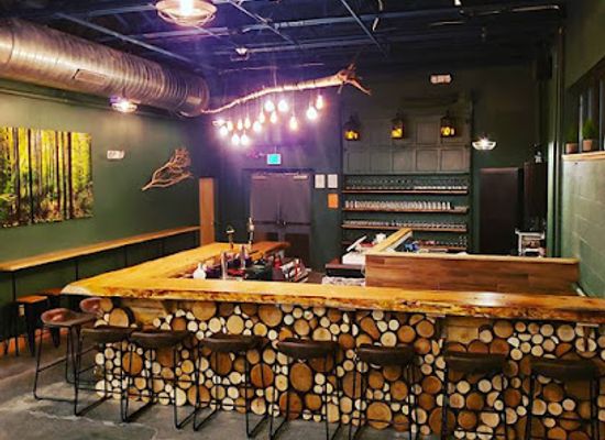 new-york/albany/bar/the-yard-hatchet-house-and-bar