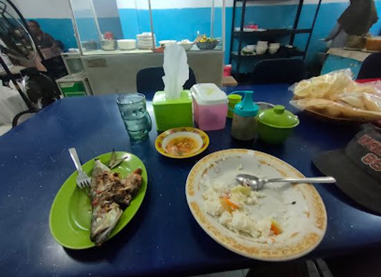 indonesia/maluku-islands/bar/rm-ramayana-2