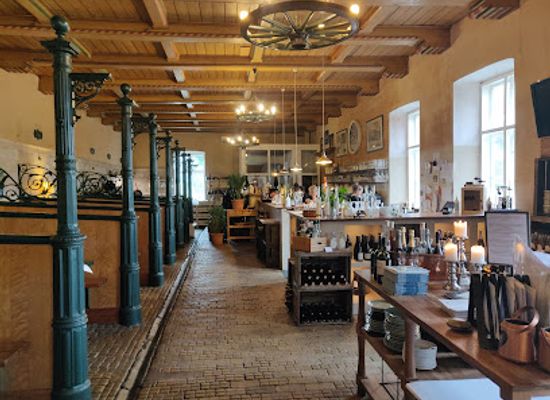 denmark/langeland/bar/restaurant-generalen-pichardts
