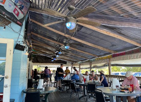florida/florida-keys/bar/s-s-wreck-galley-grill