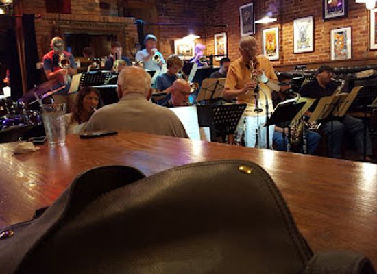 connecticut/greater-hartford/bar/arch-street-tavern