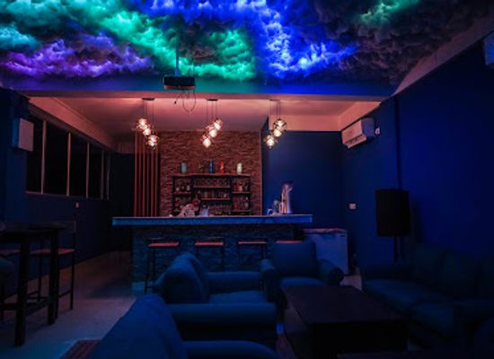 bhutan/phuentsholing/bar/liquid-therapy