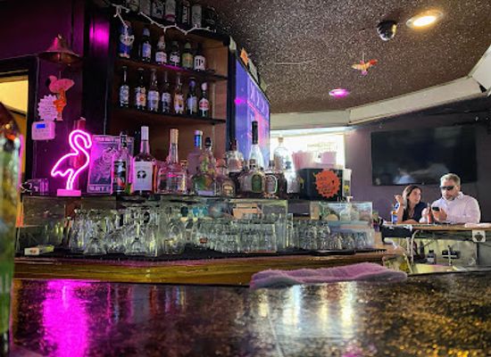 california/san-joaquin-valley/bar/flamingo-lounge